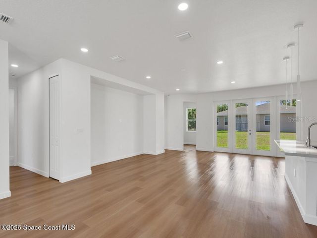 2634 De Groodt Road SW, Palm Bay, FL 32908