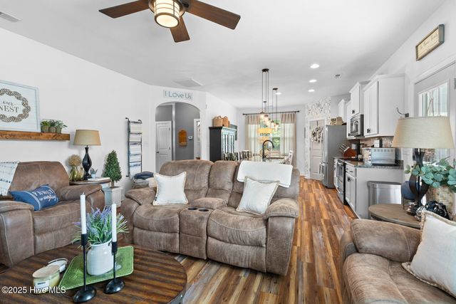 107 Courtney Drive, Jacksonville, NC 28540