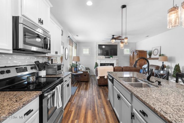107 Courtney Drive, Jacksonville, NC 28540