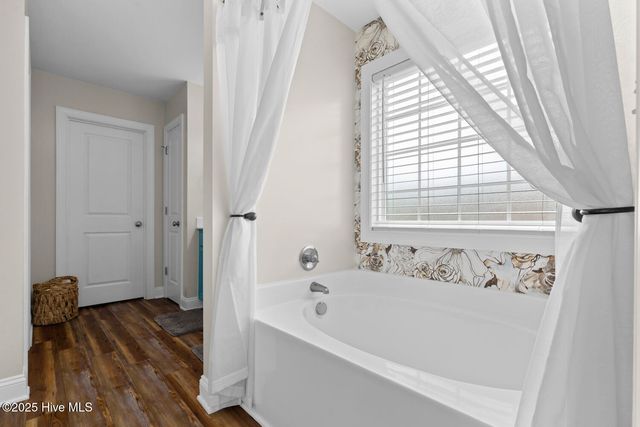 107 Courtney Drive, Jacksonville, NC 28540