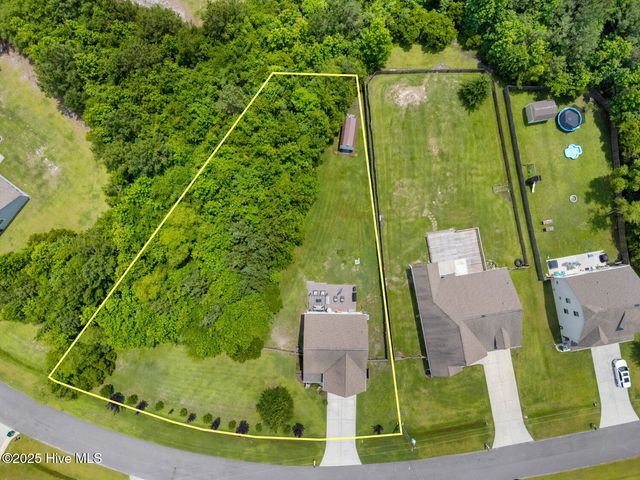 107 Courtney Drive, Jacksonville, NC 28540