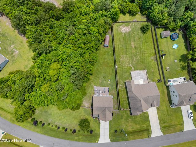 107 Courtney Drive, Jacksonville, NC 28540