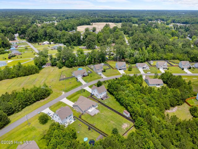 107 Courtney Drive, Jacksonville, NC 28540