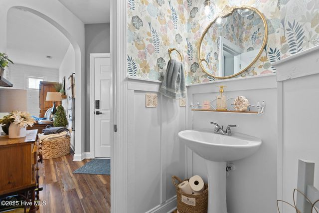 107 Courtney Drive, Jacksonville, NC 28540