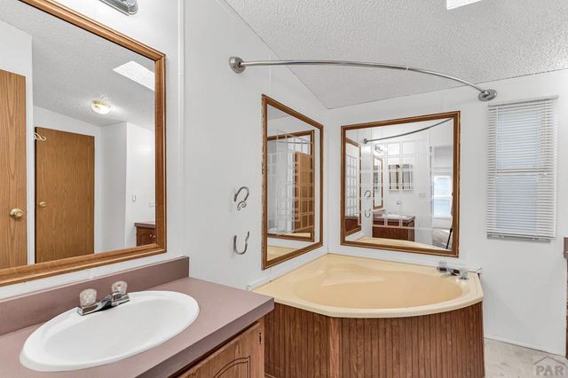 1729 Anthalie St, Pueblo, CO 81006