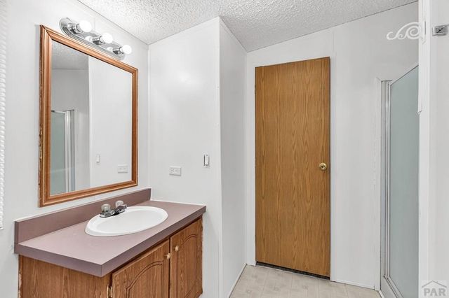 1729 Anthalie St, Pueblo, CO 81006