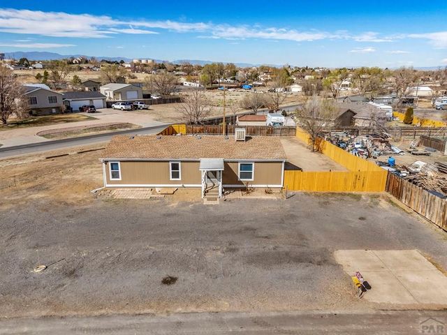 1729 Anthalie St, Pueblo, CO 81006
