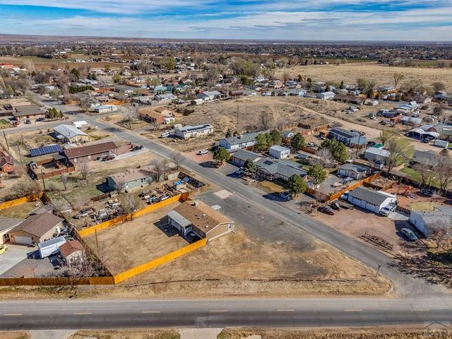 1729 Anthalie St, Pueblo, CO 81006