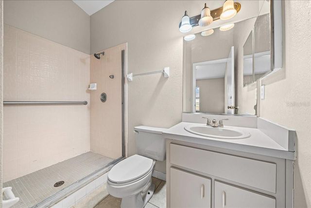 2851 NE 64 LANE, Ocala, FL 34479