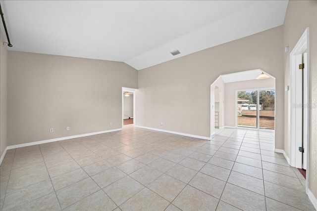 2851 NE 64 LANE, Ocala, FL 34479