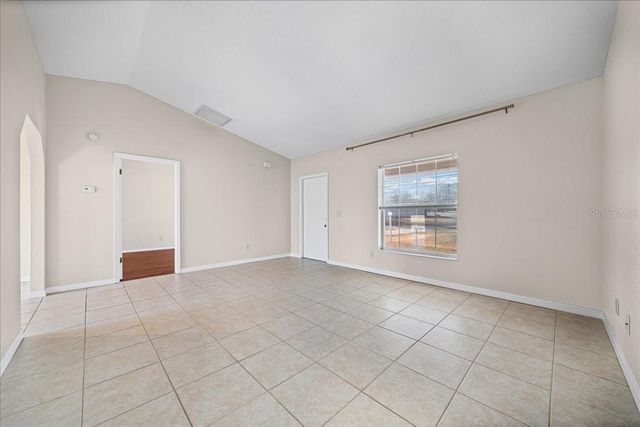 2851 NE 64 LANE, Ocala, FL 34479