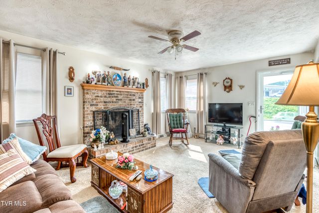 815 North Main Street, Marion, VA 24354