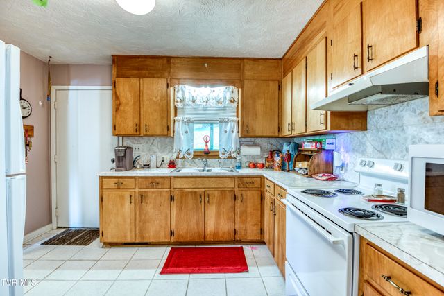 815 North Main Street, Marion, VA 24354