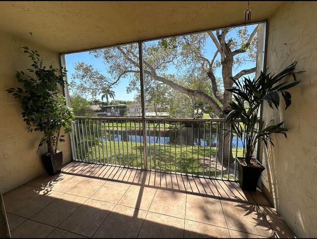 6770 Royal Palm Boulevard 207l, Margate, FL 33063