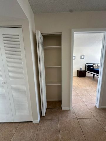 6770 Royal Palm Boulevard 207l, Margate, FL 33063