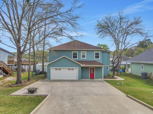 331 Holiday Lane, Coldspring, TX 77331