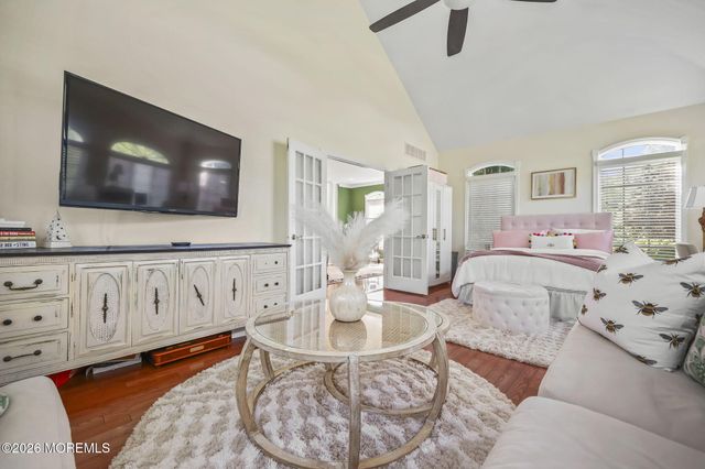 26 Whirlaway Drive, Tinton Falls, NJ 07724