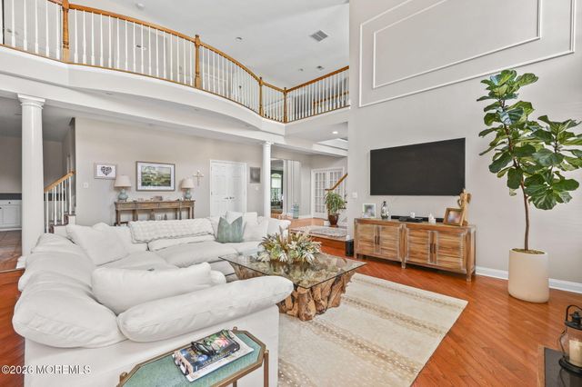 26 Whirlaway Drive, Tinton Falls, NJ 07724