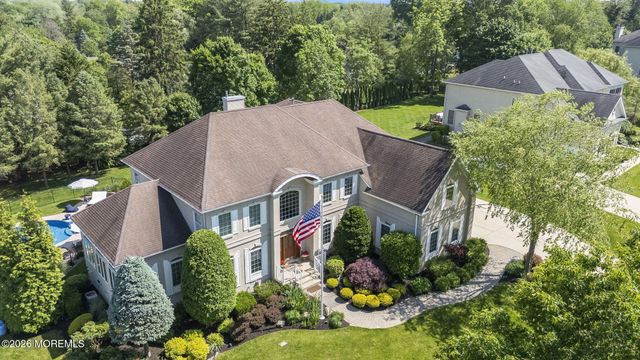 26 Whirlaway Drive, Tinton Falls, NJ 07724