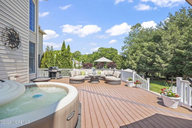26 Whirlaway Drive, Tinton Falls, NJ 07724