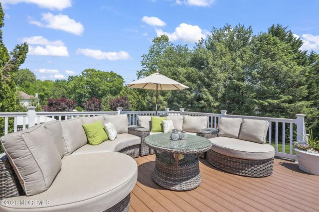 26 Whirlaway Drive, Tinton Falls, NJ 07724