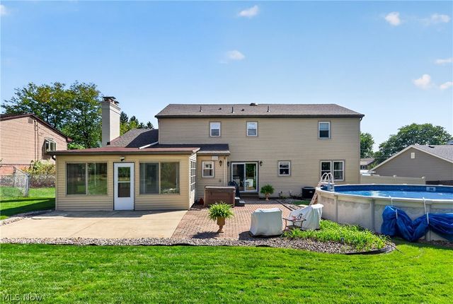 764 Havenwood Drive, Youngstown, OH 44512