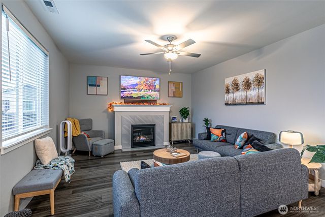 931 York Street, Buckley, WA 98321