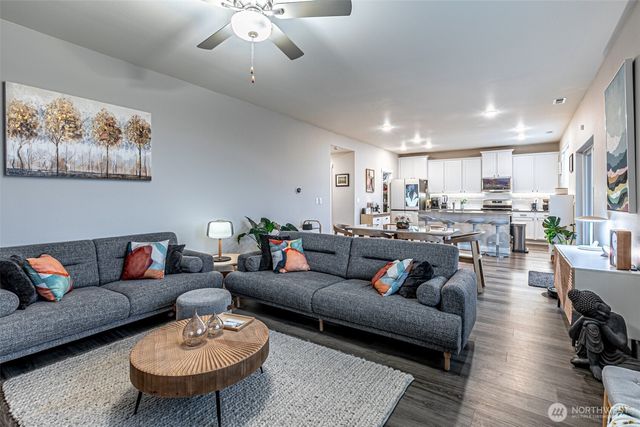 931 York Street, Buckley, WA 98321