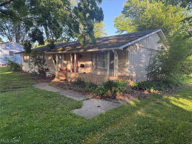 2193 Southeast Boulevard, Salem, OH 44460