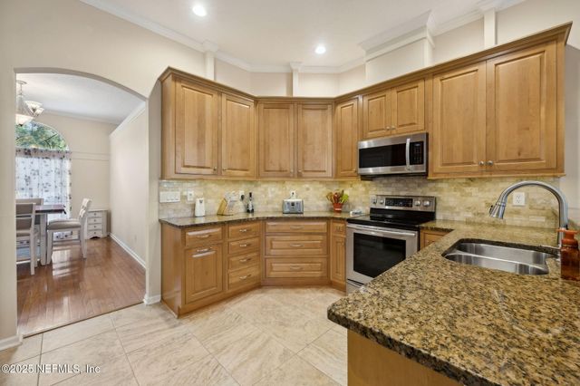 86271 RIVERWOOD Drive, Yulee, FL 32097