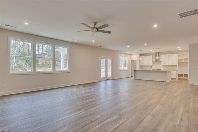 205 Orion CT, Yorktown, VA 23693