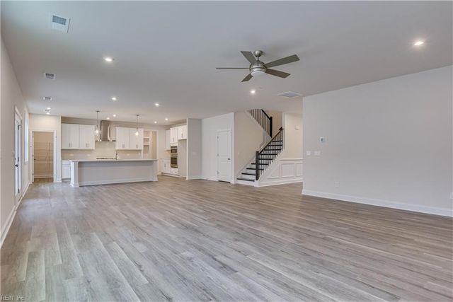 205 Orion CT, Yorktown, VA 23693