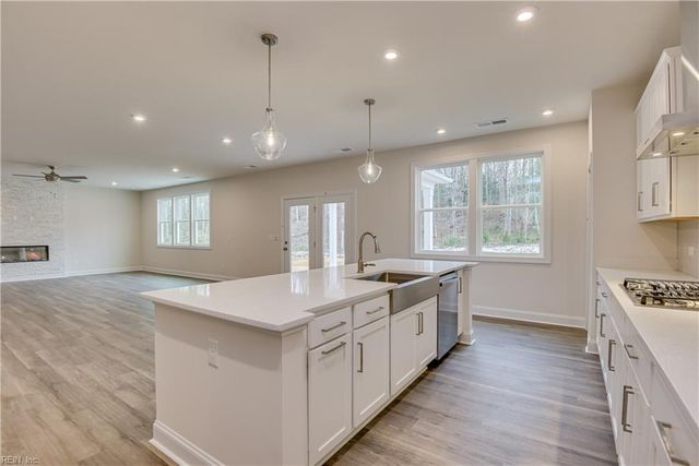 205 Orion CT, Yorktown, VA 23693