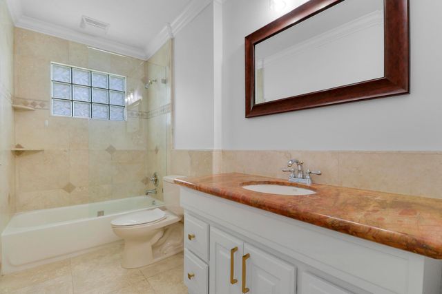 19931 Jasmine Drive, Jupiter, FL 33469