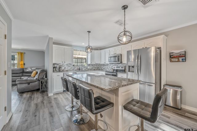 130 County Road 3803, Hawkins, TX 75765