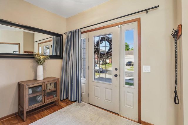 1310 Blazingstar Lane, Sun Prairie, WI 53590