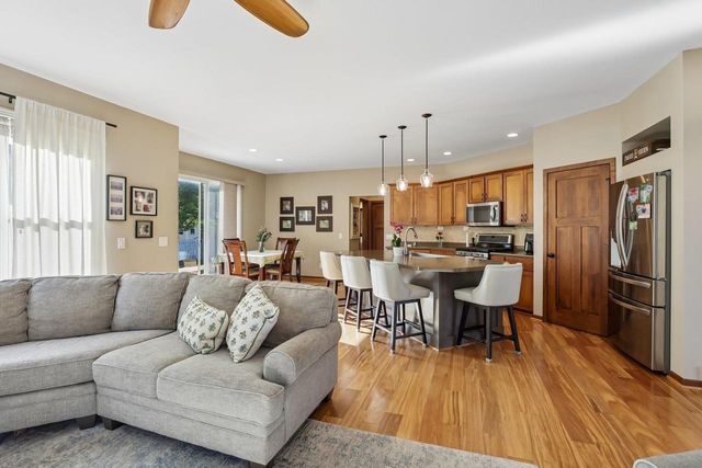1310 Blazingstar Lane, Sun Prairie, WI 53590