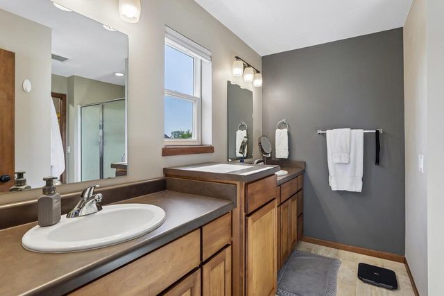 1310 Blazingstar Lane, Sun Prairie, WI 53590