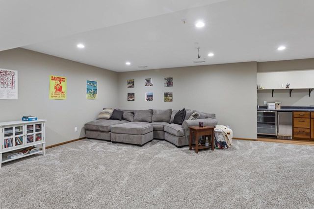 1310 Blazingstar Lane, Sun Prairie, WI 53590