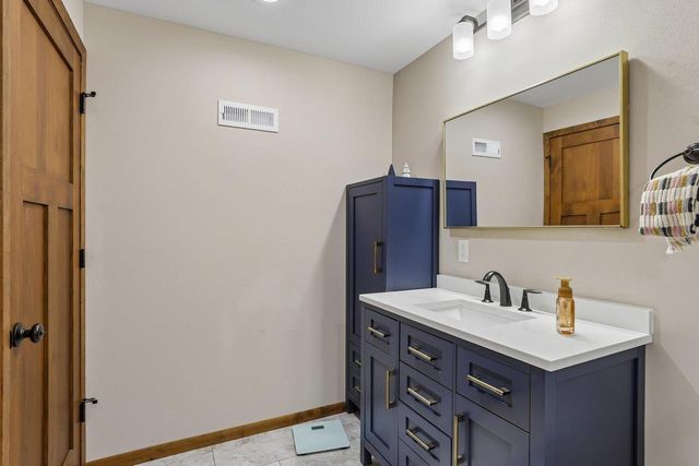 1310 Blazingstar Lane, Sun Prairie, WI 53590