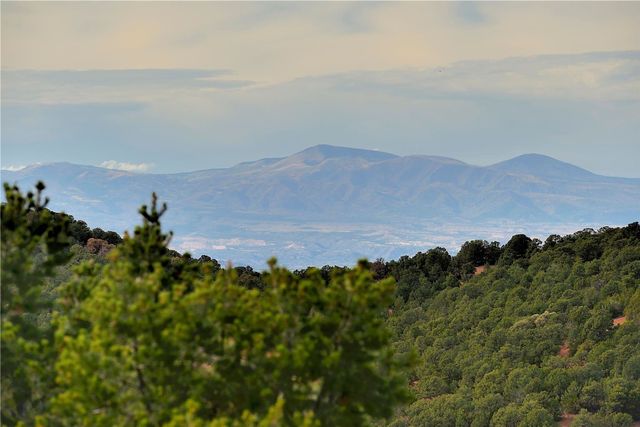 1109 S Summit Ridge, Santa Fe, NM 87501