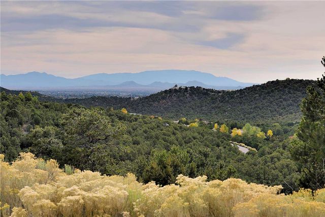 1109 S Summit Ridge, Santa Fe, NM 87501