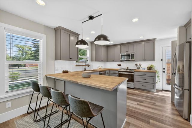 578 C St, Lincoln, CA 95648