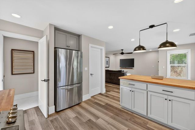 578 C St, Lincoln, CA 95648