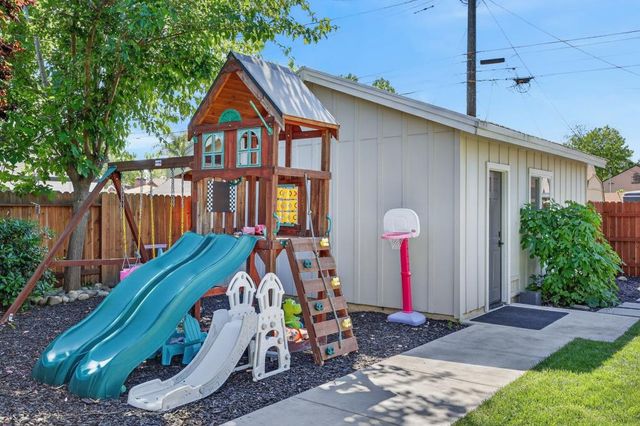 578 C St, Lincoln, CA 95648