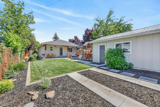 578 C St, Lincoln, CA 95648