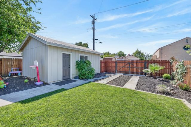 578 C St, Lincoln, CA 95648