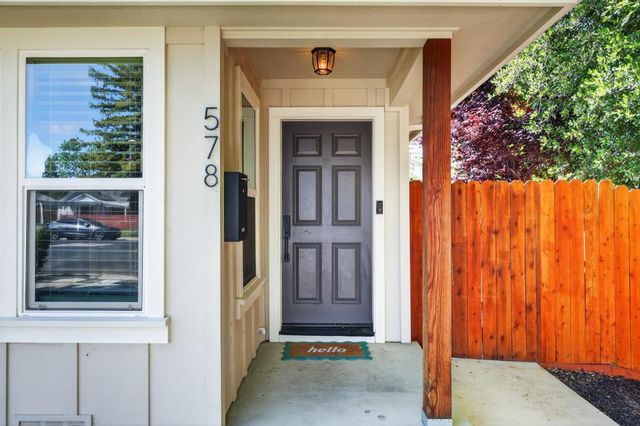 578 C St, Lincoln, CA 95648