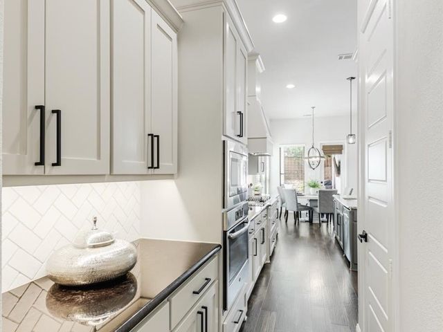 688 Bannerdale Boulevard, Frisco, TX 75036