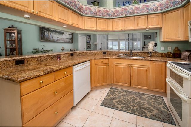 917 MICHELE CIRCLE, Dunedin, FL 34698